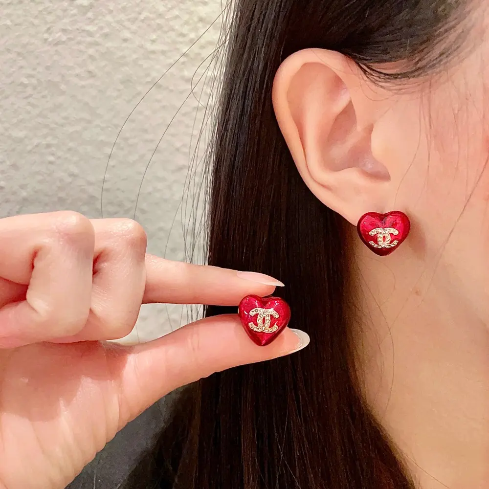 Chanel second-hand earrings