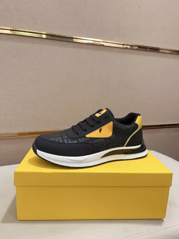 Fendi casual sports shoes upper Imported cowhide fabric Imported sheepskin lining. Original