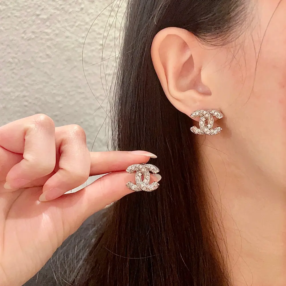 Chanel second-hand earrings