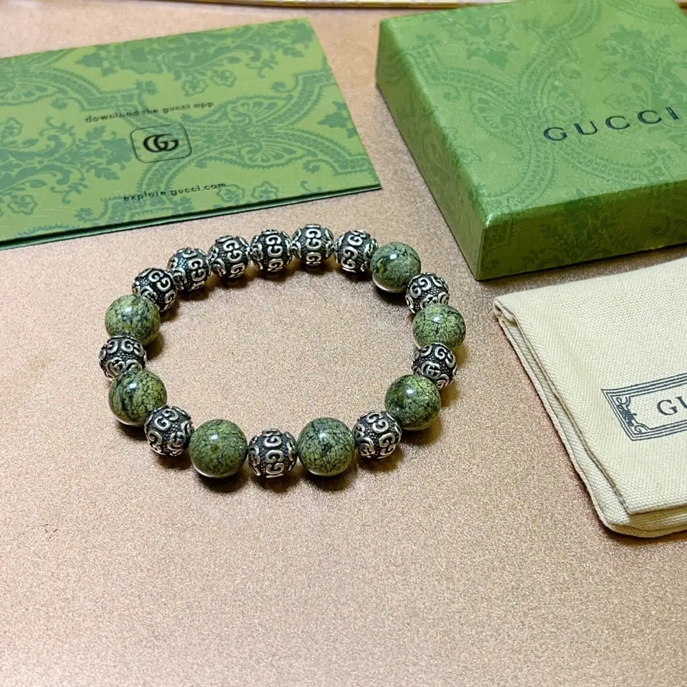 Gucci bracelets for men and women. The latest natural stone Yao Wang stone bracelet is of