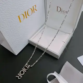 DIOR New Dior necklace Original goods New counter model