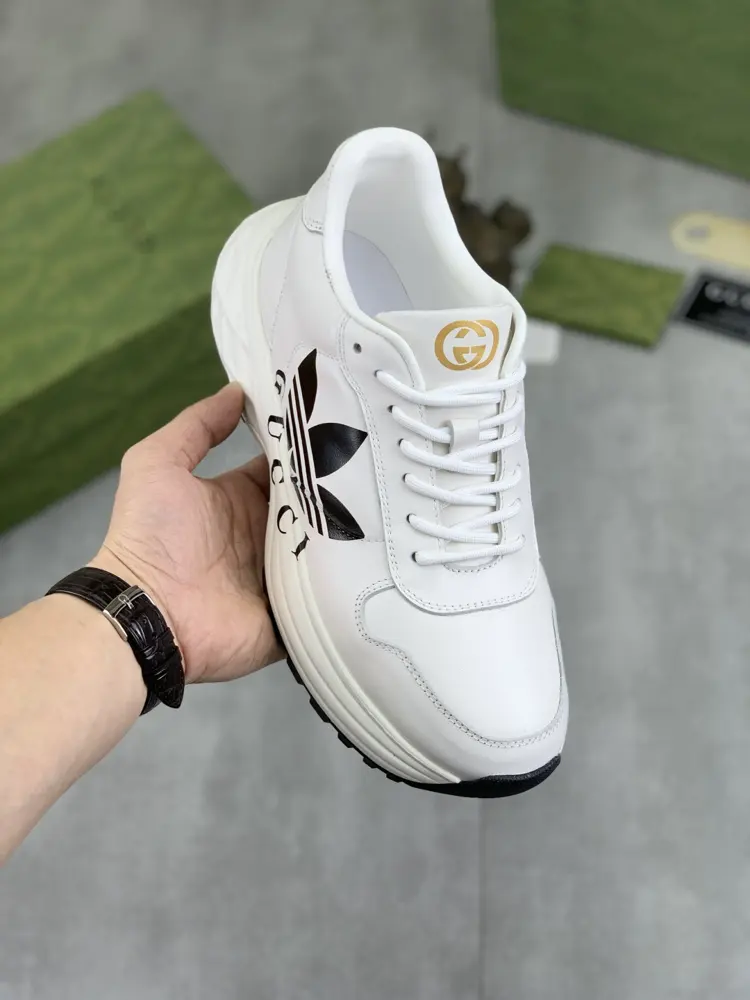 GUCCI men’s shoes are the first to be launched