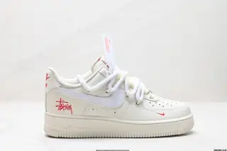 NIKE AIR FORCE 1’07 LV8 Sneakers ZH0316-047