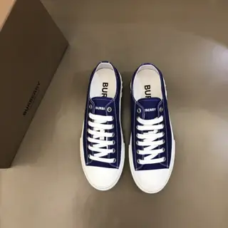 Burberry’s classic low-top sneaker for men