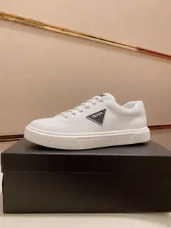 Prada casual sneakers