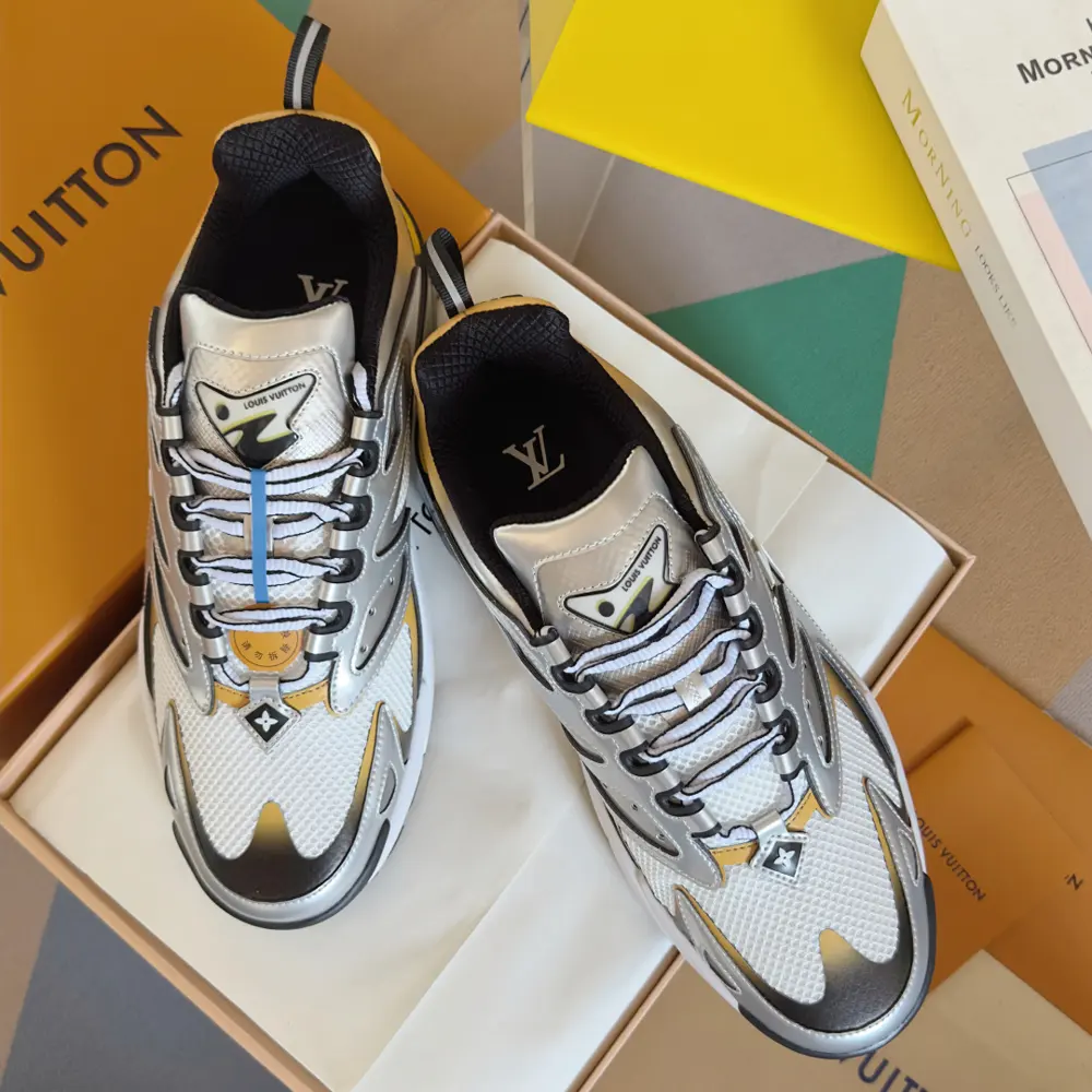 Louis Vuitton Tatic series casual sneakers running shoes dad shoes
