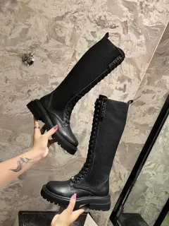 Chanel Letter Knight Boots This knight Martin boots is really a representative of handsome