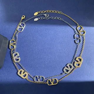 Valentino V letter diamond-studded glossy necklace