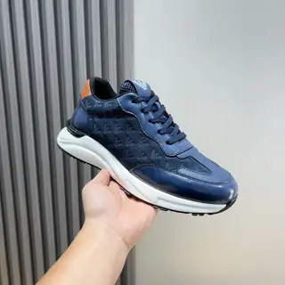 Armani Fashion Men’s Shoes Carefully crafted international brand This casual shoe combines