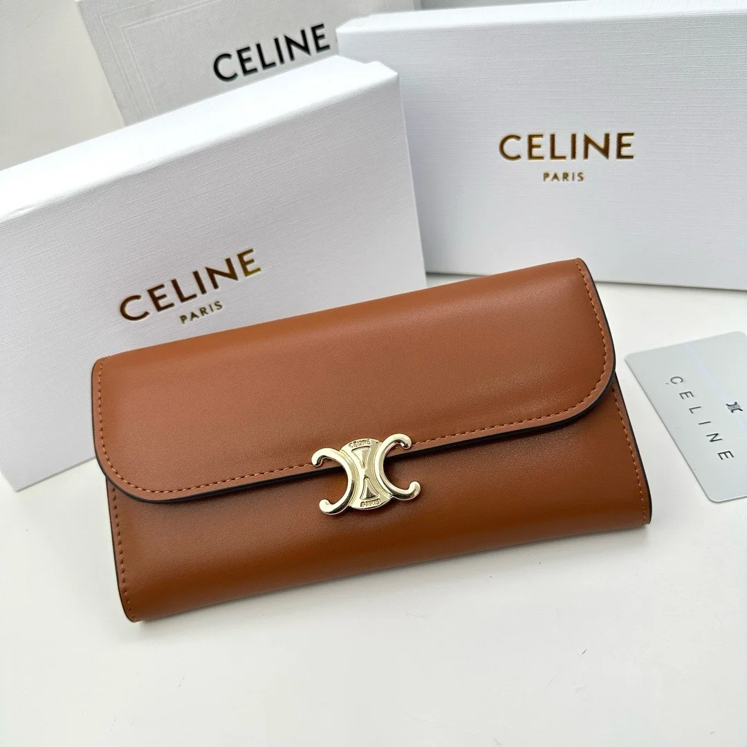 Celine Overseas