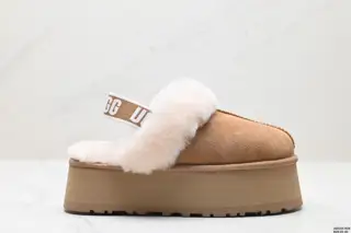 UGG autumn and winter new fur wool slippers with thick soles for warm and removable home