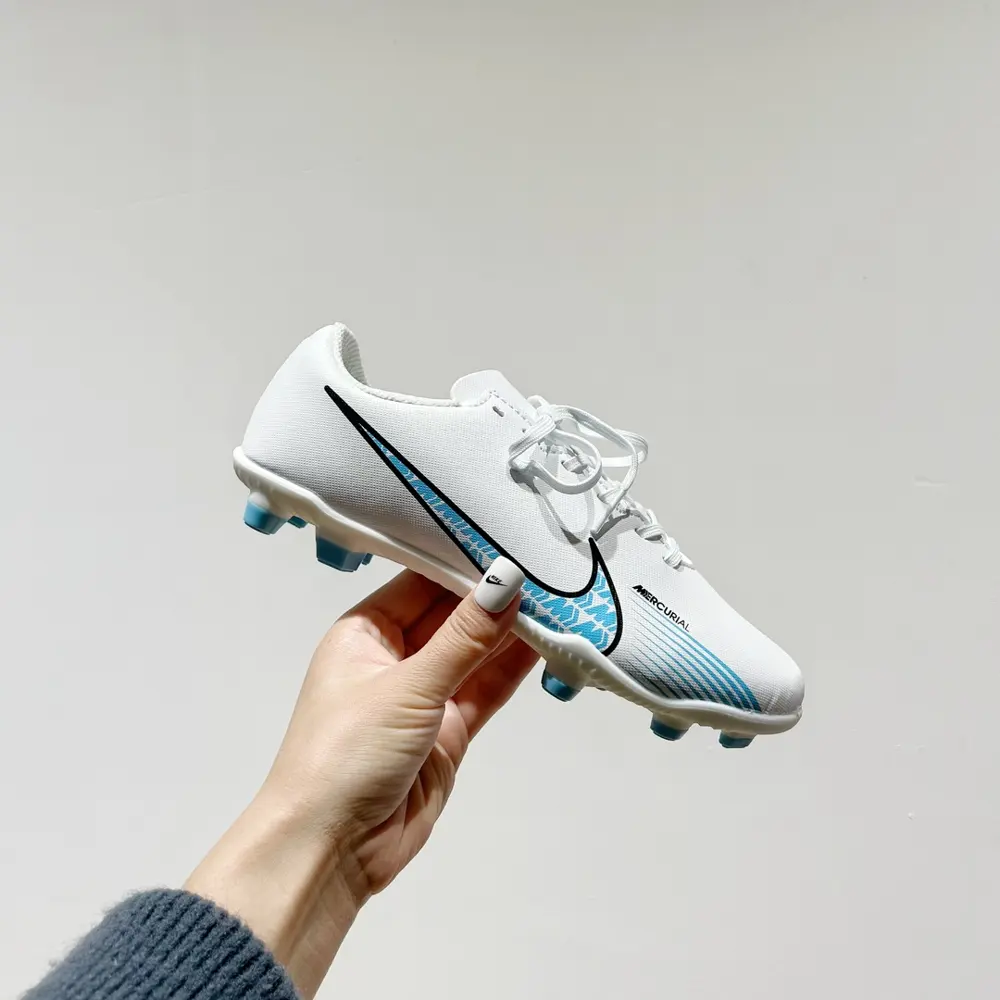 Nike NK Assassin 15th Generation Children’s Training Football Shoes [Short Spikes]