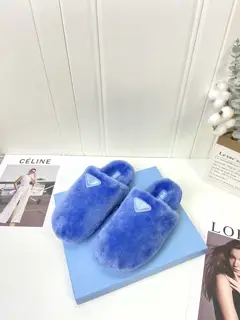 Prada Autumn and Winter Furry Slippers Series