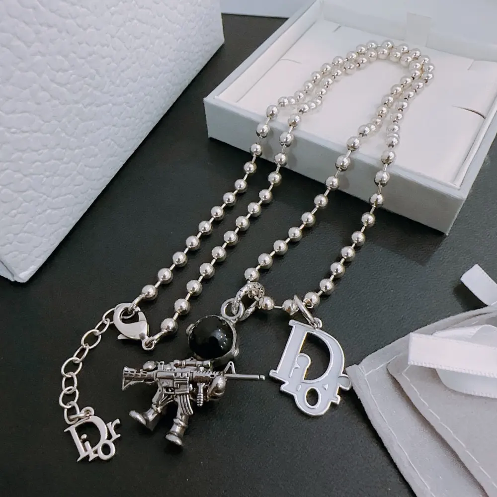DIOR New Dior necklace Original goods New counter model