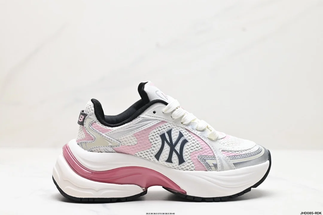 MLB New York Yankees Curve Runner Comfortable and versatile Non-slip and wear-resistant 3ARNSPL4N