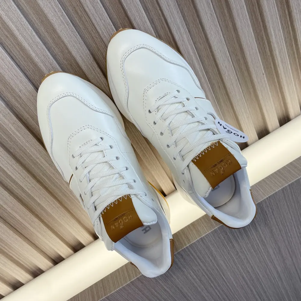 HOGAN Early Spring Couple Yacht Shoes