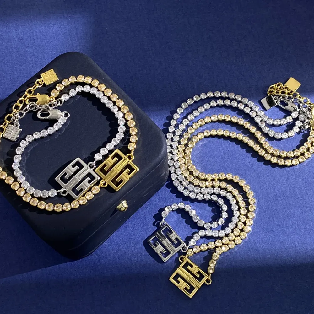Givenchy Korean style fashion geometric smooth square exquisite diamond chain necklace