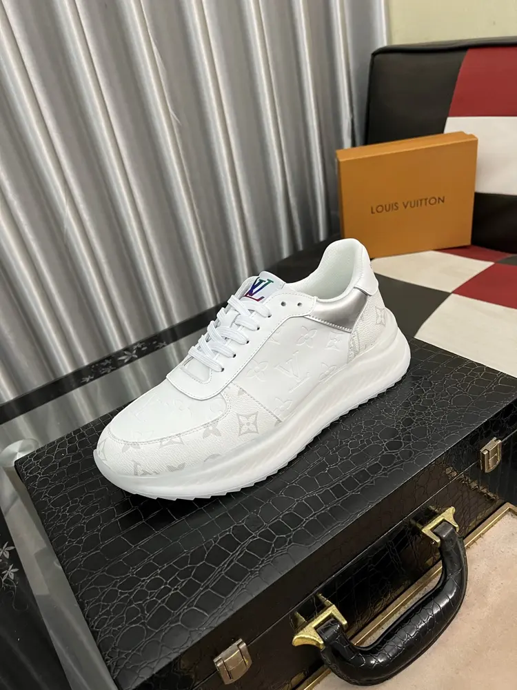 Louis Vuitton latest fashion casual shoes