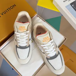 Louis Vuitton Casual Sneakers
