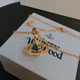 Vivienne Westwood Classic Large Saturn Necklace