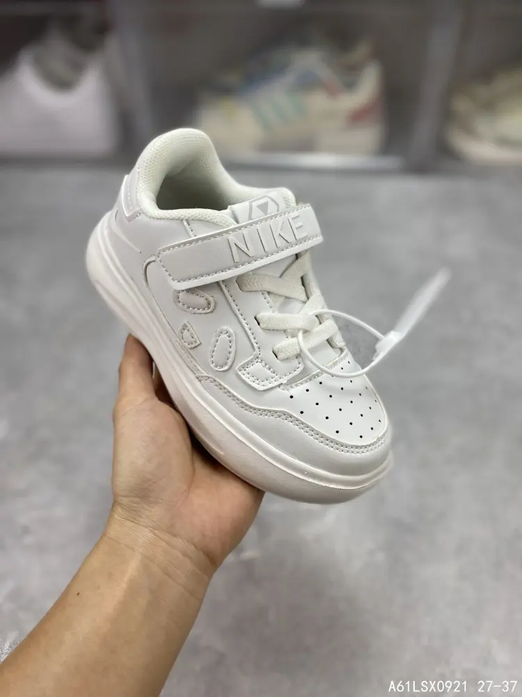 Nike low-top versatile thick-soled height-enhancing casual children’s sports sneakers CI0919