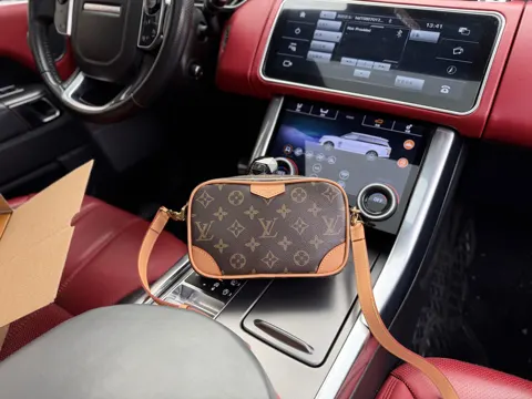 Louis Vuitton Crossbody