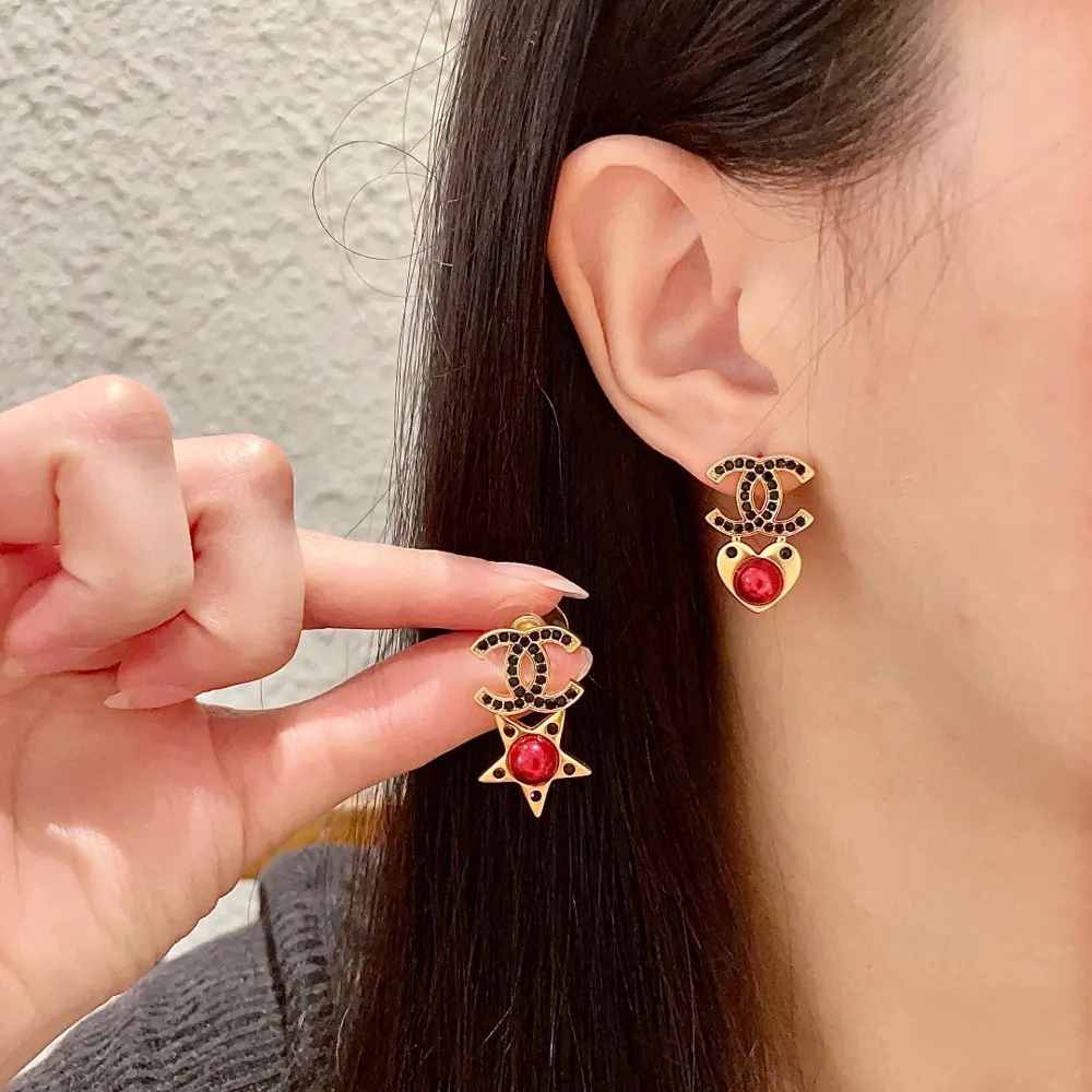 Chanel second-hand earrings