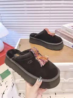 UGG classic upgraded basic style Shoes