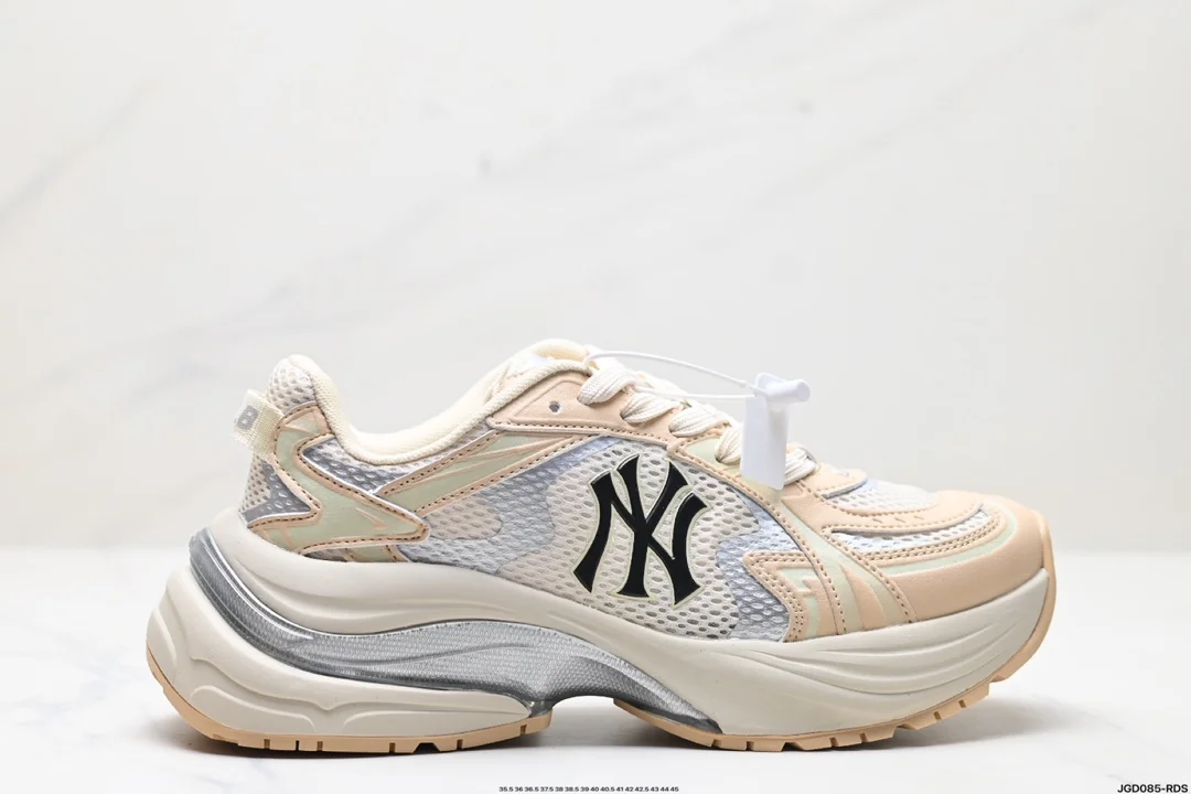 MLB New York Yankees Curve Runner Comfortable and versatile Non-slip and wear-resistant 3ARNSPL4N