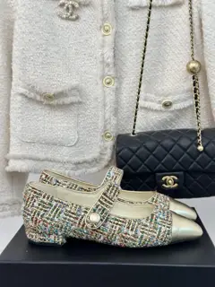 Chanel classic color-blocked Mary Jane shoes