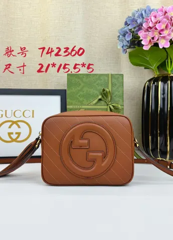 Gucci Shoulder Bag