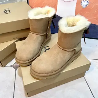 UGG classic upgraded basic style