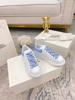Alexander McQueen classic all-match white shoes