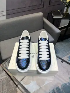 McQueen classic star hit all-match white shoes