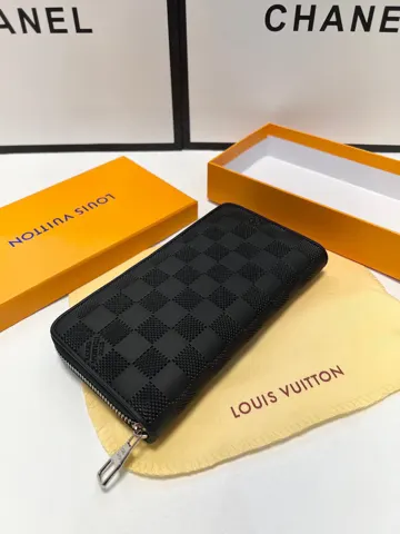 Louis Vuitton Clutch