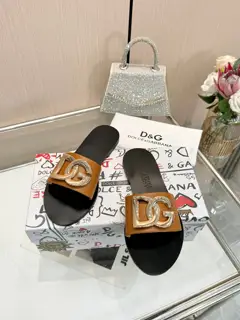 Dolce & Gabbana slippers