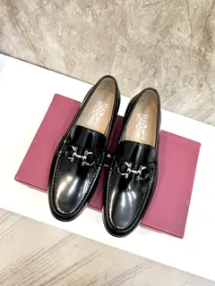 Salvatore Ferragamo men’s fashion formal leather shoes