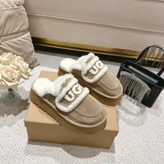 UGG thick-soled slippers