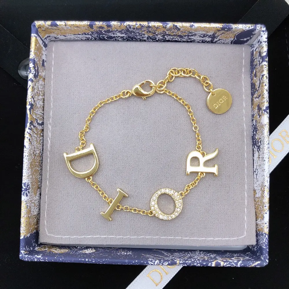 new Dior letter necklace