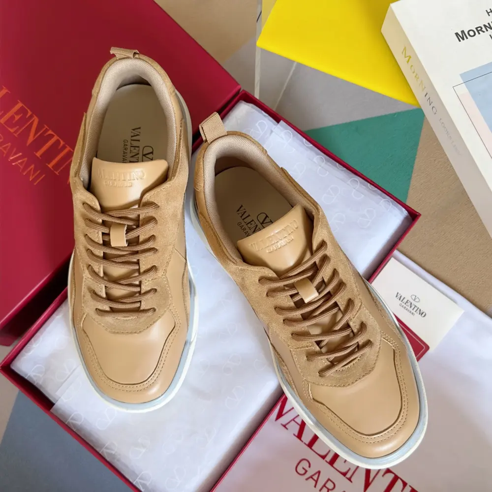 Valentino new Runboot series couples thick sole casual sports shoes