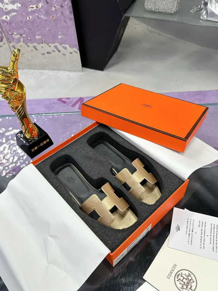Hermès H slippers