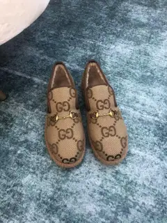 Gucci women’s autumn and winter wool loafers