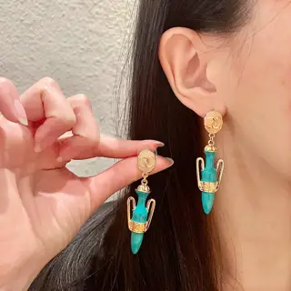 Chanel second-hand earrings