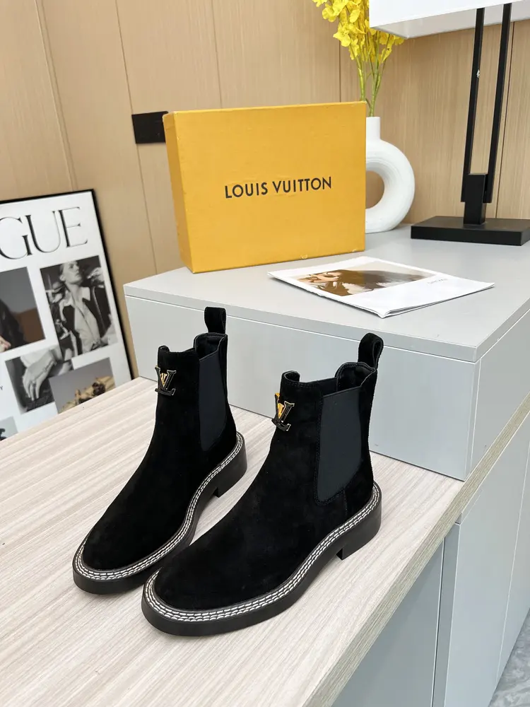 Louis Vuitton new Chelsea boots for women