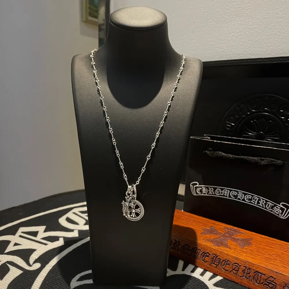 Chrome Hearts classic twist necklace