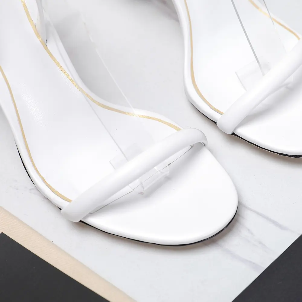 Valentino.2024s New Summer Valentino Women’s Rose Sandals