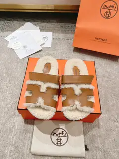 Hermès fur and leather curly fur Shoes