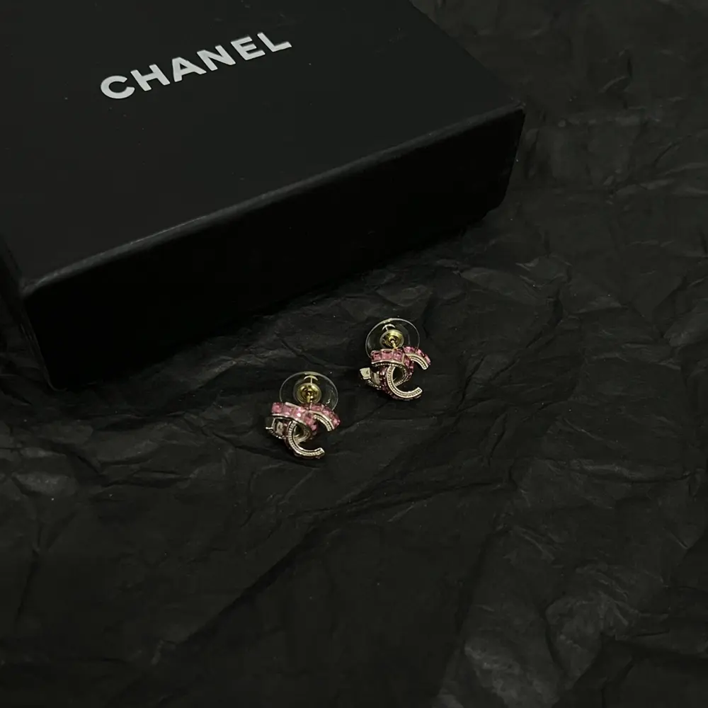 Chanel second-hand earrings
