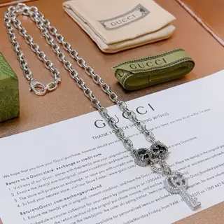 GucciThe latest Gucci necklace with a higher grade chain