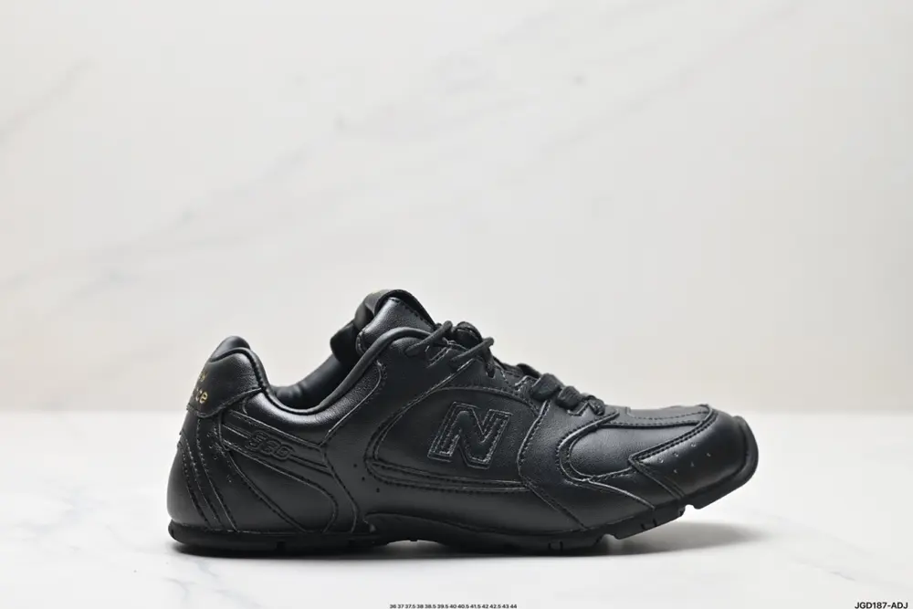 New Balance Maillard color matching creates a new cross-border cooperation